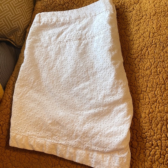 Old navy midrise short size 18 - Picture 3 of 3